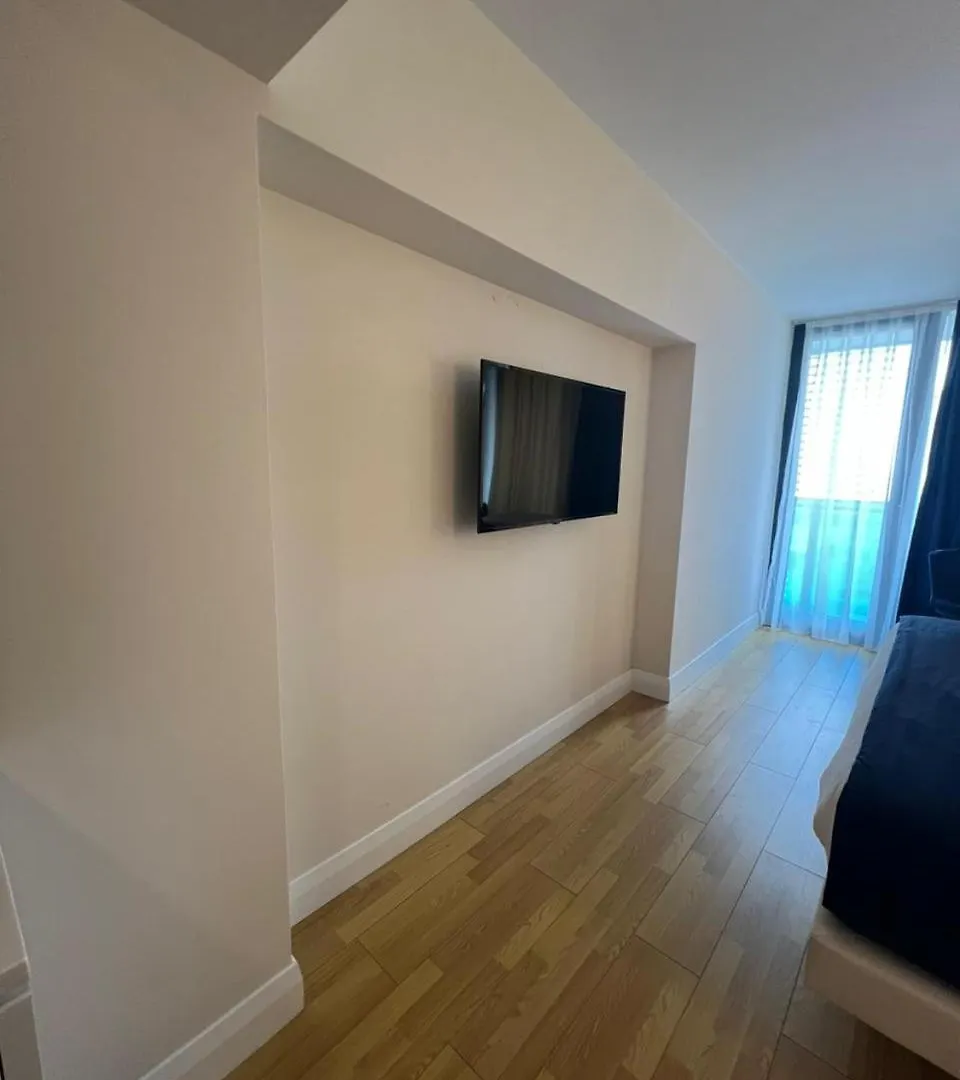 Hotel Downtown Centre In Batumi Orbi City
