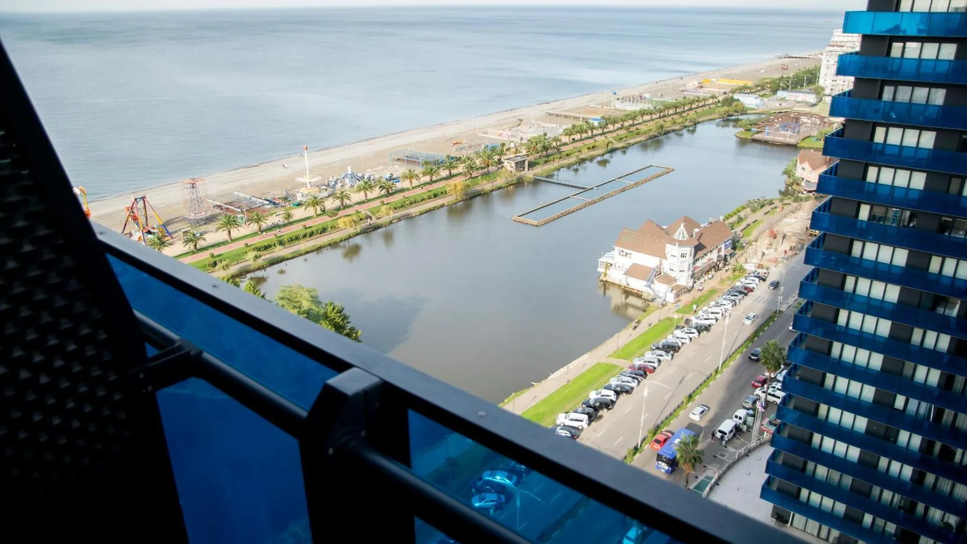 Hotel Downtown Centre In Batumi Orbi City