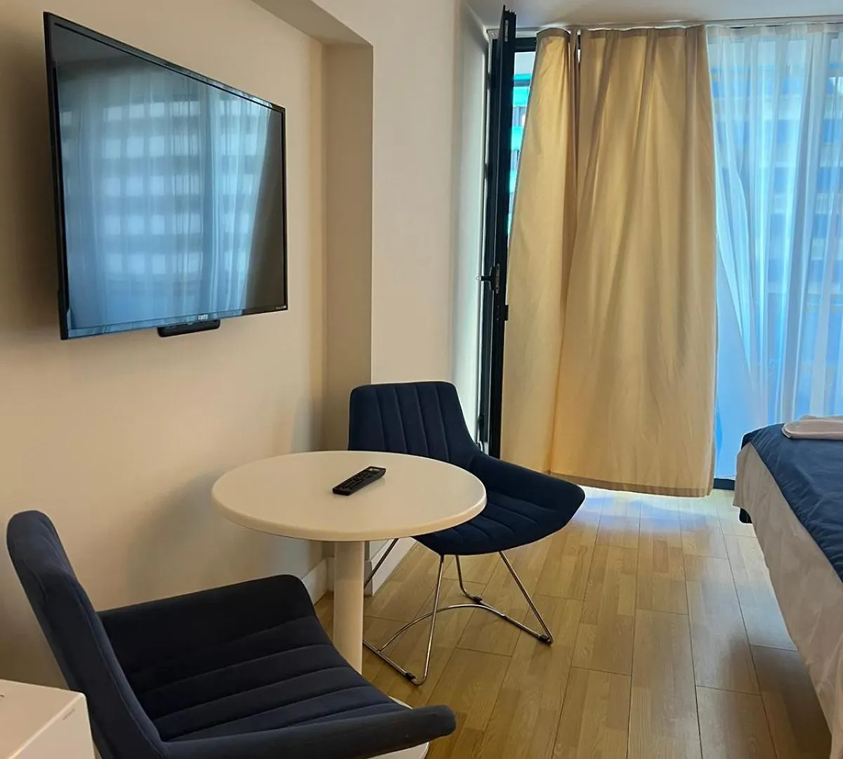 Hotel Downtown Centre In Batumi Orbi City